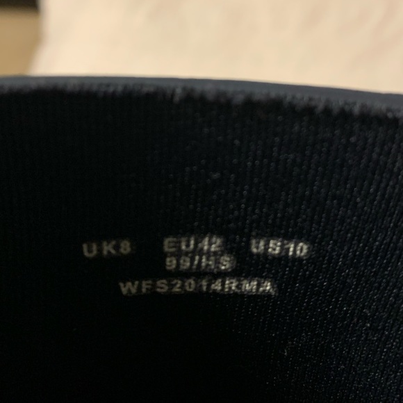 Hunter Rain Booties in navy - Picture 5 of 5